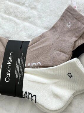 Calvin Klein Men's Cushion Quarter Cut Socks 6 Pair Assorted One Size NWT
